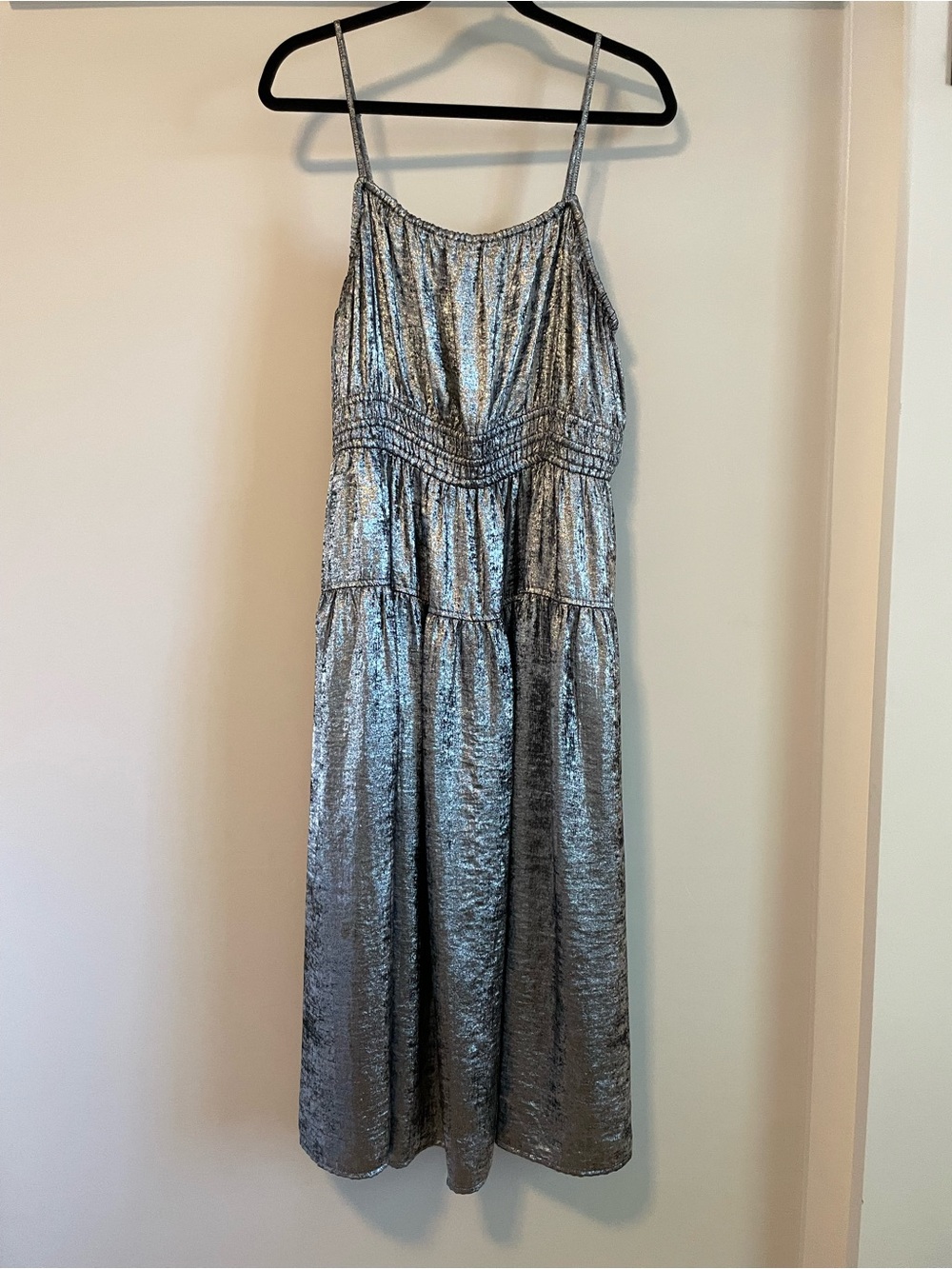 Old Navy Silver Metallic Spaghetti-Strap Midi Dress